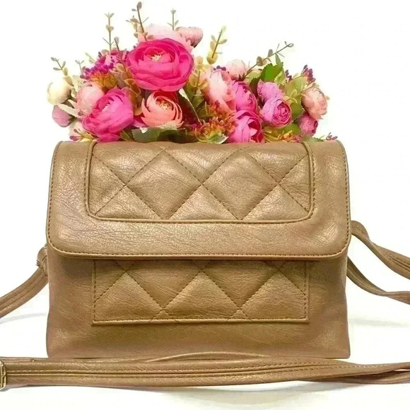 Victoria Handbags - NWT Crossbody women
